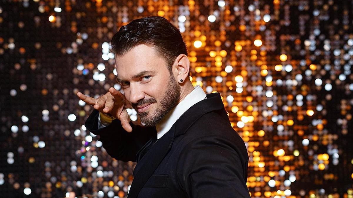 Дмитро Дікусар ледь не загинув від балістичних ракет окупантів: шокуючі кадри пожежі - Showbiz Дмитро Дікусар ледь не загинув від балістичних ракет окупантів: шокуючі кадри пожежі - Showbiz