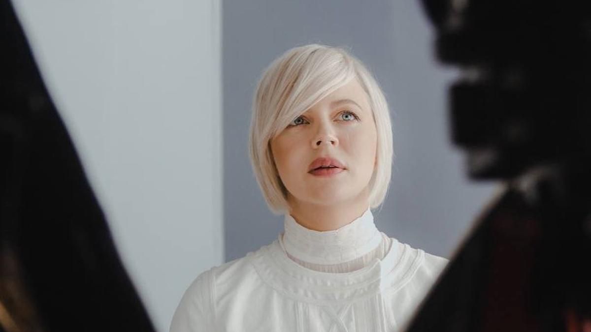 ONUKA перевыпустила клип на свой главный хит "Місто": в нем разбомбленный Киев и Мариуполь - Showbiz ONUKA перевыпустила клип на свой главный хит "Місто": в нем разбомбленный Киев и Мариуполь - Showbiz