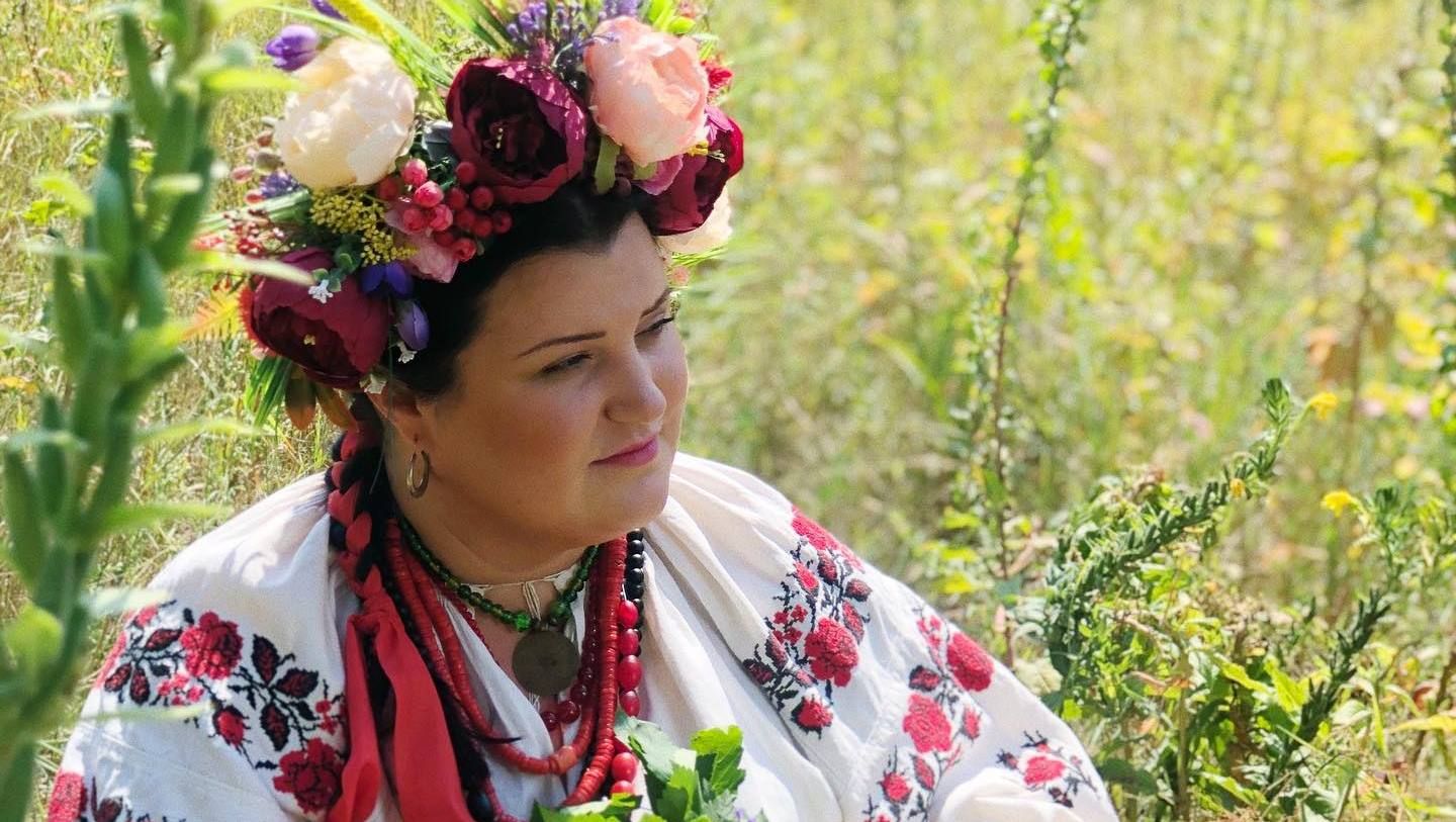 Alyona Alyona закликала українців не сваритися через мову: "Давайте будемо єдині" - Showbiz Alyona Alyona закликала українців не сваритися через мову: "Давайте будемо єдині" - Showbiz