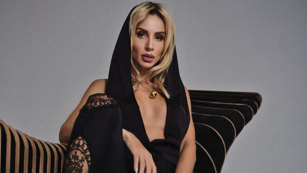 После слухов о смене гражданства: Светлана Лобода показала украинский паспорт - Showbiz После слухов о смене гражданства: Светлана Лобода показала украинский паспорт - Showbiz