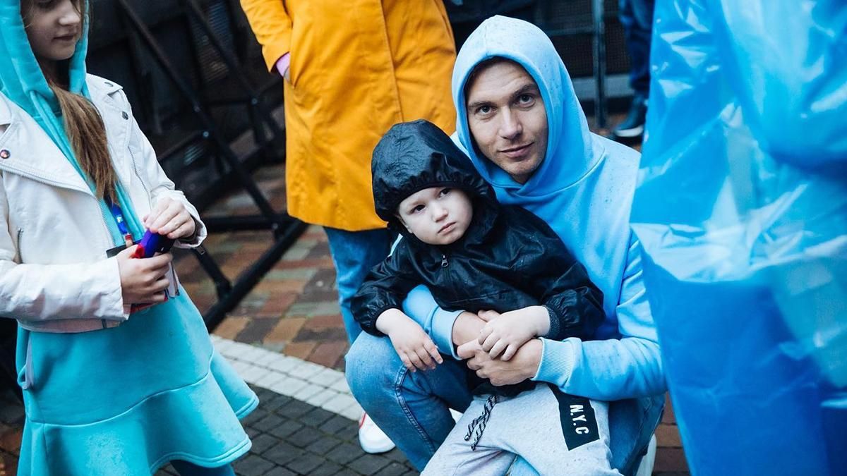 Плохие дяди из России напали на нас, – Остапчук в день рождения рассказал сыну о войне - Showbiz Плохие дяди из России напали на нас, – Остапчук в день рождения рассказал сыну о войне - Showbiz