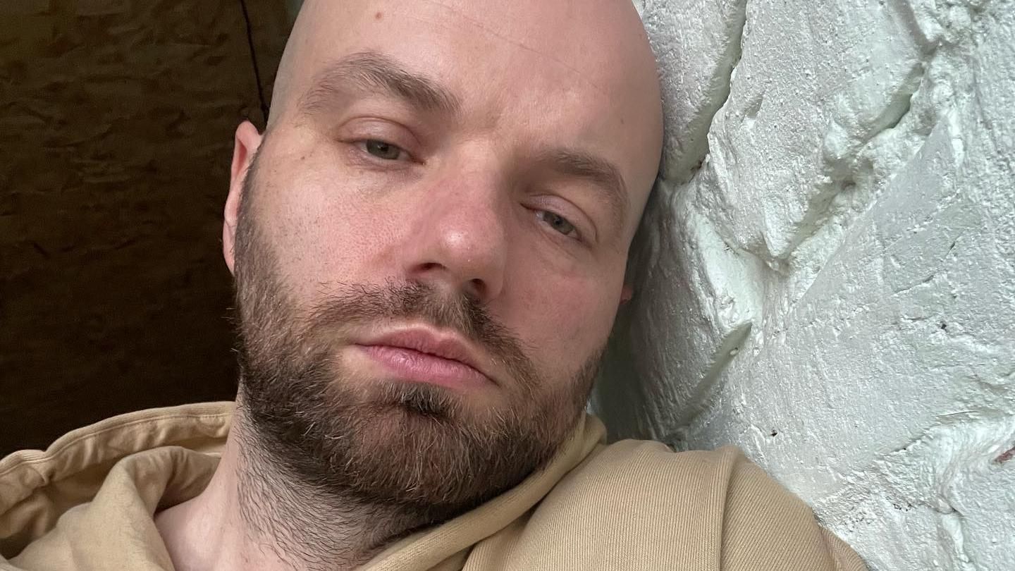 Сходные символы и идеология: Слава Демин показал сходство России и нацистской Германии - Showbiz Сходные символы и идеология: Слава Демин показал сходство России и нацистской Германии - Showbiz