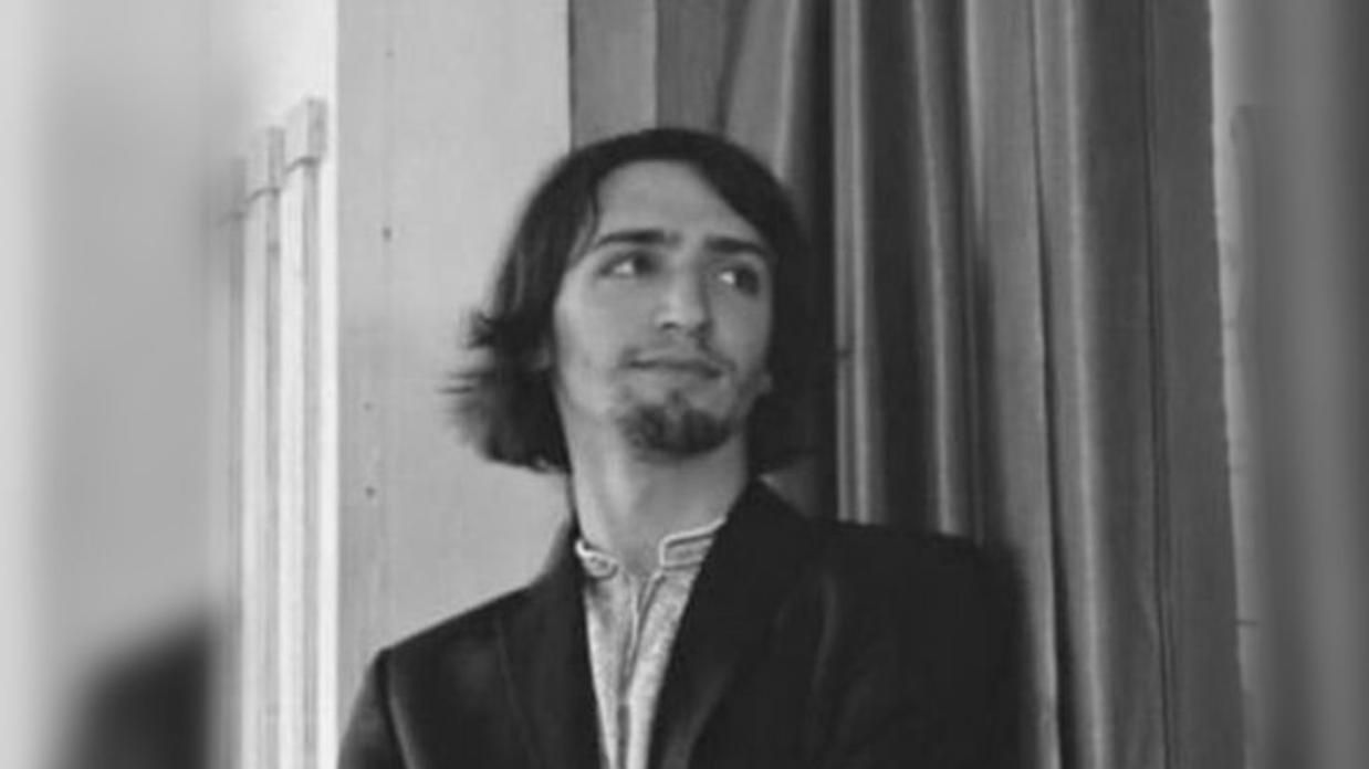 В Чернигове во время бомбежек погиб молодой актер театра - Showbiz В Чернигове во время бомбежек погиб молодой актер театра - Showbiz