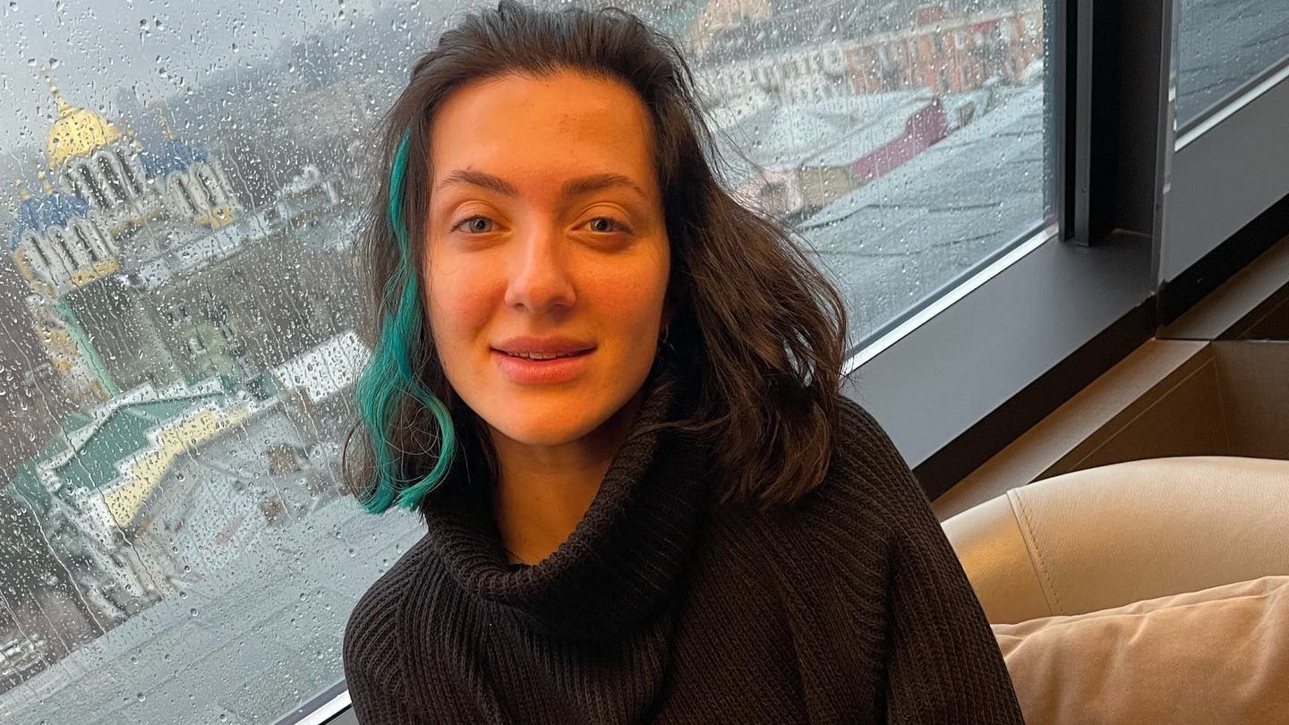 "Рятувати дітей": Сніжана Бабкіна провела 6 днів у дорозі та виїхала до Німеччини - Showbiz "Рятувати дітей": Сніжана Бабкіна провела 6 днів у дорозі та виїхала до Німеччини - Showbiz