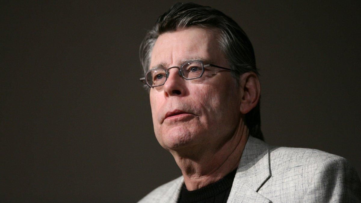 Стівен Кінг не випускатиме свої романи в Росії: там його книжки видають найбільше - 23 марта 2022 - Showbiz Стівен Кінг не випускатиме свої романи в Росії: там його книжки видають найбільше - 23 марта 2022 - Showbiz