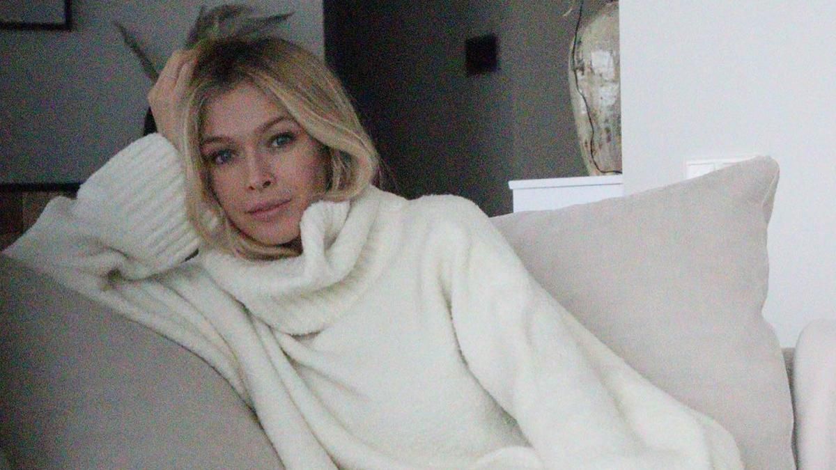 Все же не в Польше: Вера Брежнева рассекретила, где уже месяц прячется от войны в Украине - Showbiz Все же не в Польше: Вера Брежнева рассекретила, где уже месяц прячется от войны в Украине - Showbiz