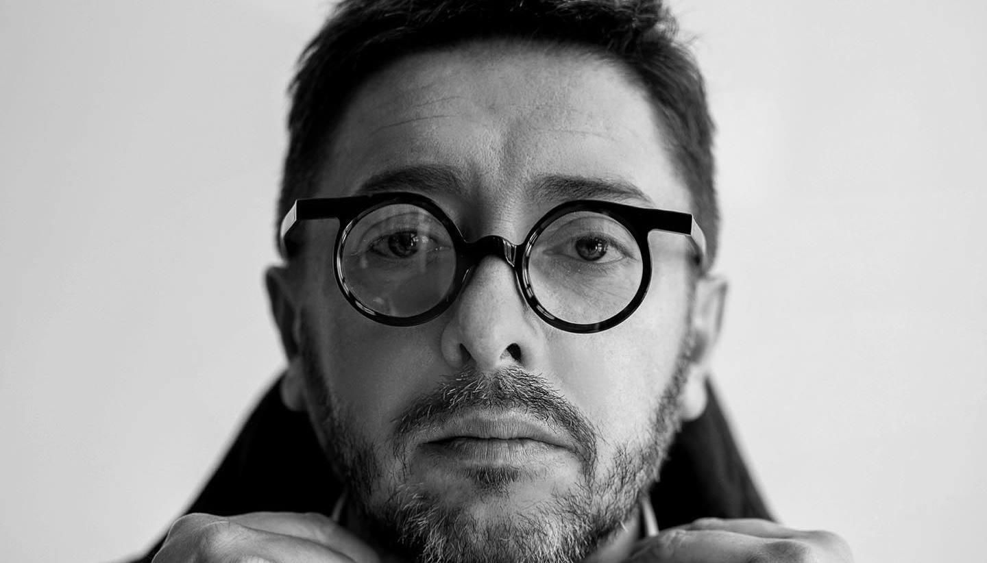 Залишається в Києві: ведучий Олексій Суханов вступив до лав тероборони - Showbiz Залишається в Києві: ведучий Олексій Суханов вступив до лав тероборони - Showbiz