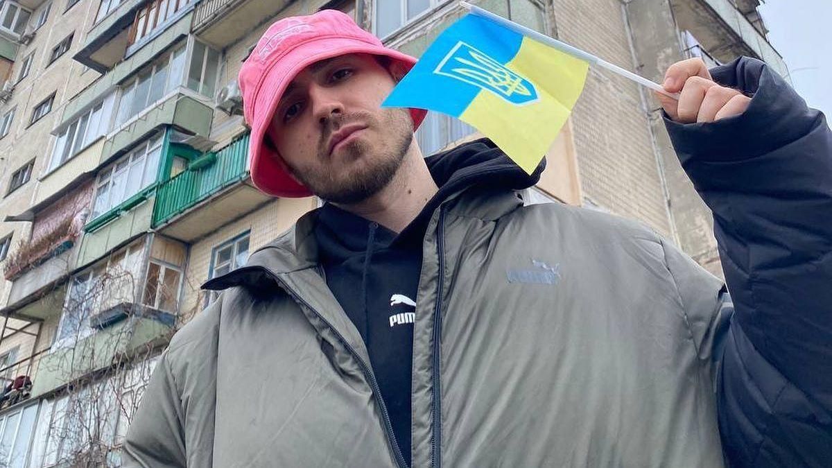 50 днів до Євробачення: гурт Kalush "готується як може" до музичного конкурсу - Showbiz 50 днів до Євробачення: гурт Kalush "готується як може" до музичного конкурсу - Showbiz