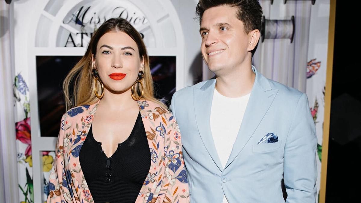 Одной с детьми очень непросто, – жена Анатолича о том, почему он рванул во Францию вместе с ней - Showbiz Одной с детьми очень непросто, – жена Анатолича о том, почему он рванул во Францию вместе с ней - Showbiz