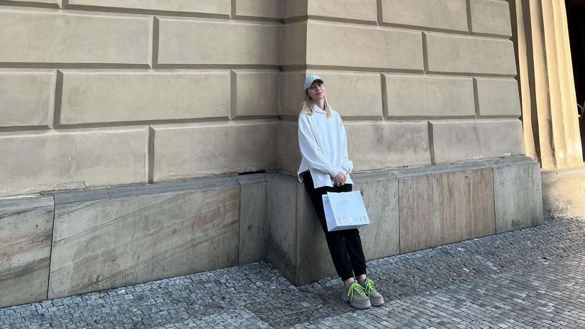 Ставились, як до худоби, – Катерині Реп'яховій відмовляли в авіаперельоті через візу біженки - Showbiz Ставились, як до худоби, – Катерині Реп'яховій відмовляли в авіаперельоті через візу біженки - Showbiz