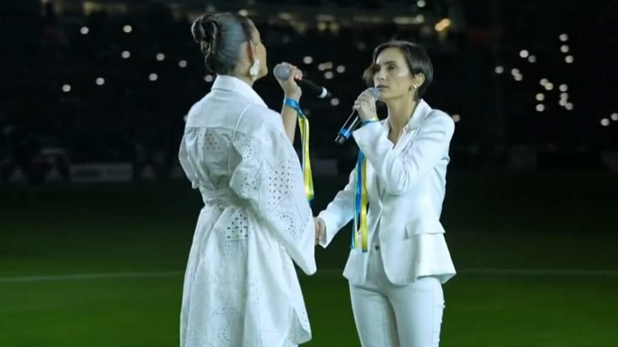 Солистка Go_A Екатерина Павленко исполнила песню Леннона Imagine перед матчем Ювентус – Интер