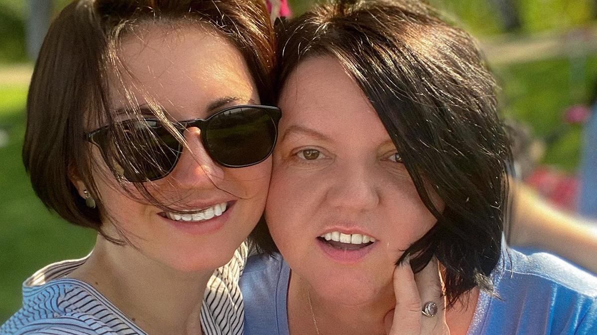 Я була німа, – Цибульська зі сльозами згадала, як не могла додзвонитися до батьків з Ірпеня - Showbiz Я була німа, – Цибульська зі сльозами згадала, як не могла додзвонитися до батьків з Ірпеня - Showbiz