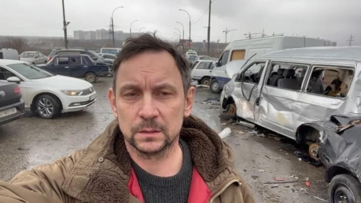 Валерій Харчишин показав апокаліптичний міст в Ірпені, по якому люди тікали від росіян - Showbiz Валерій Харчишин показав апокаліптичний міст в Ірпені, по якому люди тікали від росіян - Showbiz