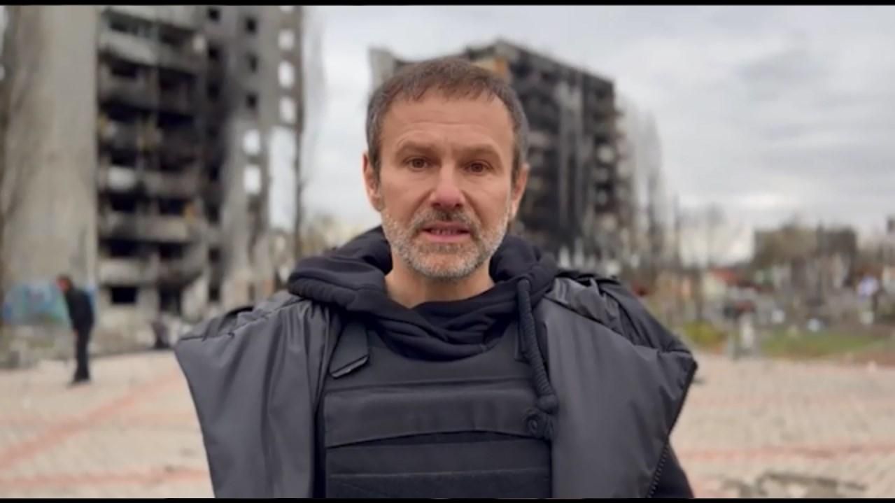 "Диявол прийшов зробити страшну справу": Вакарчук відвідав розбиту росіянами Бородянку - Showbiz "Диявол прийшов зробити страшну справу": Вакарчук відвідав розбиту росіянами Бородянку - Showbiz