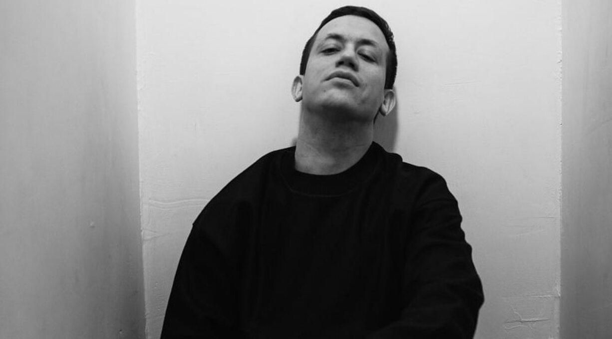 Не зрозуміло, яка їхня доля, – Олексій Дурнєв про рідних з Маріуполя, які не виходять на зв'язок - Showbiz Не зрозуміло, яка їхня доля, – Олексій Дурнєв про рідних з Маріуполя, які не виходять на зв'язок - Showbiz