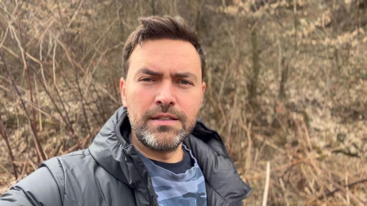 Танки і зруйновані будівлі: Тимур Мірошниченко показав наслідки окупації на Житомирській трасі - Showbiz Танки і зруйновані будівлі: Тимур Мірошниченко показав наслідки окупації на Житомирській трасі - Showbiz