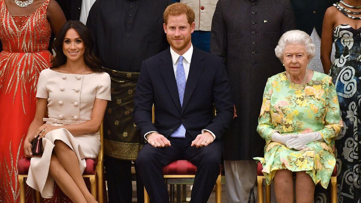 Меган Маркл і принц Гаррі вперше за 2 роки таємно зустрілись з королевою, – ЗМІ - Showbiz