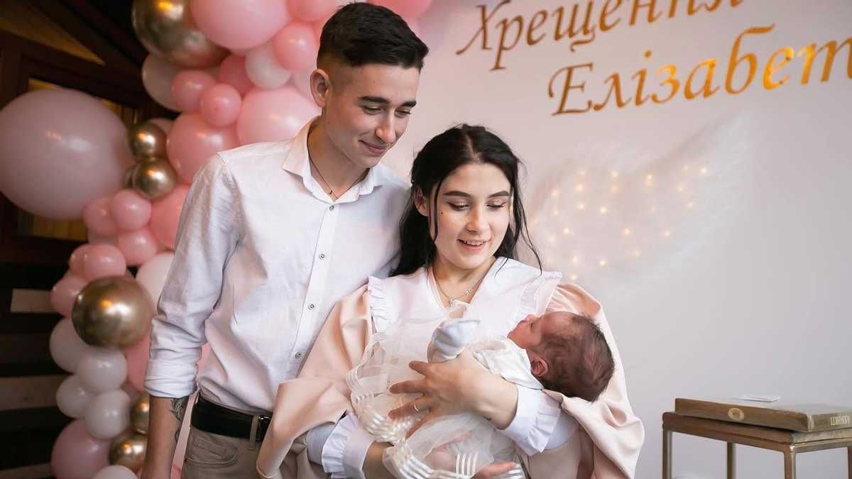 "Не розлучаємося, але в нас конфлікт": дружина Романа Сасанчина розповіла, що сталося в сім'ї - Showbiz