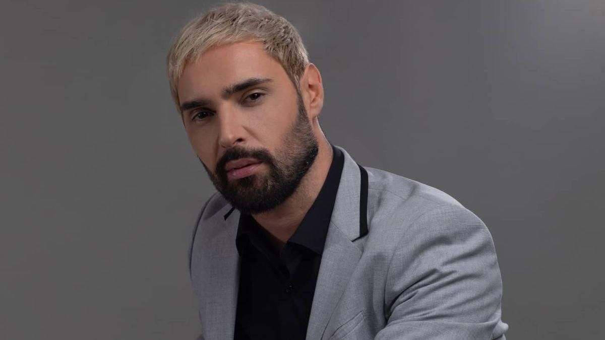 Віталій Козловський випустив щемливу пісню "Інша весна": кліп, знятий біля зруйнованих будинків - Showbiz Віталій Козловський випустив щемливу пісню "Інша весна": кліп, знятий біля зруйнованих будинків - Showbiz