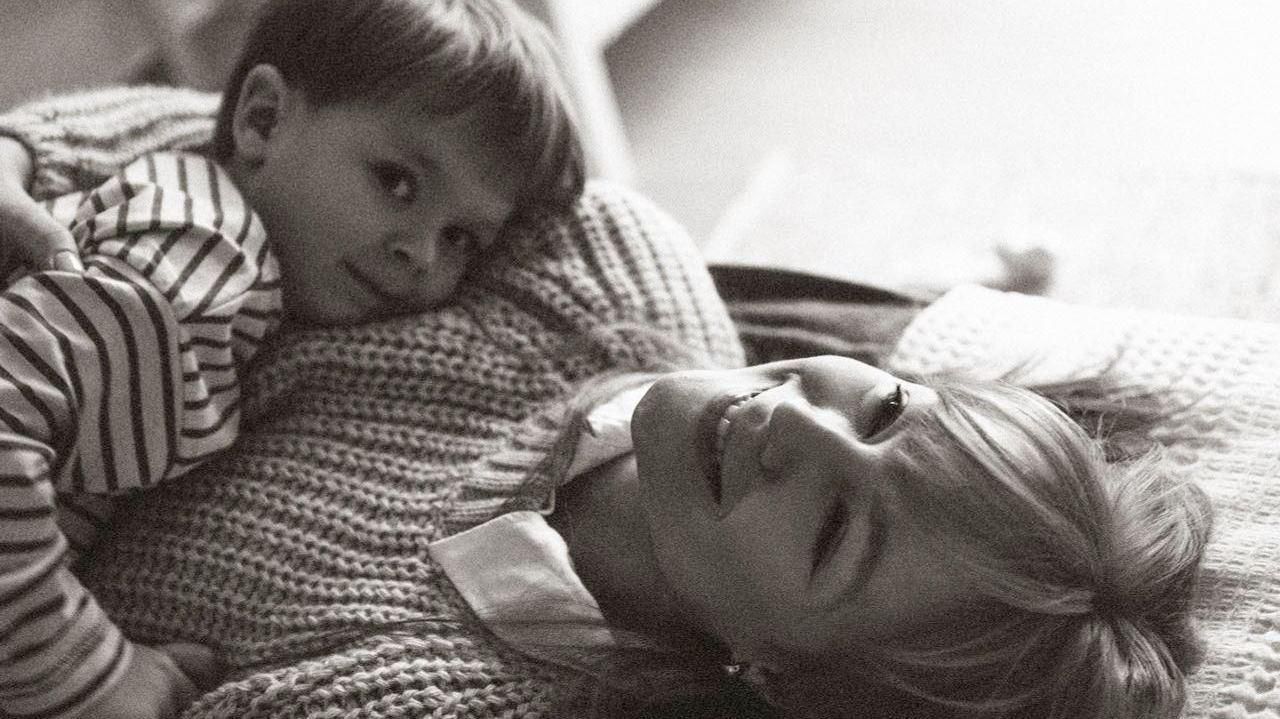 "Мамо, це просто бомби": Світлана Тарабарова пригадала діалог з 3-річним сином - 19 апреля 2022 - Showbiz "Мамо, це просто бомби": Світлана Тарабарова пригадала діалог з 3-річним сином - 19 апреля 2022 - Showbiz