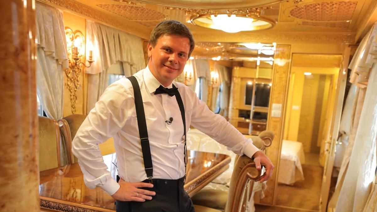 Дмитрию Комарову запретили въезд в Россию на 50 лет: почему он хочет приехать туда на пенсии - Showbiz Дмитрию Комарову запретили въезд в Россию на 50 лет: почему он хочет приехать туда на пенсии - Showbiz