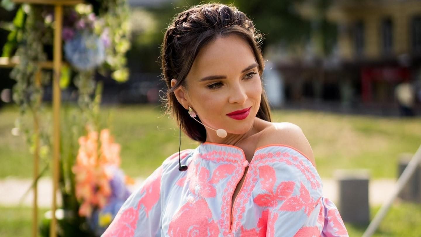 Писали, что из-за таких, как я, Путин начал войну – Инна Мирошниченко о хейте и языке - Showbiz Писали, что из-за таких, как я, Путин начал войну – Инна Мирошниченко о хейте и языке - Showbiz