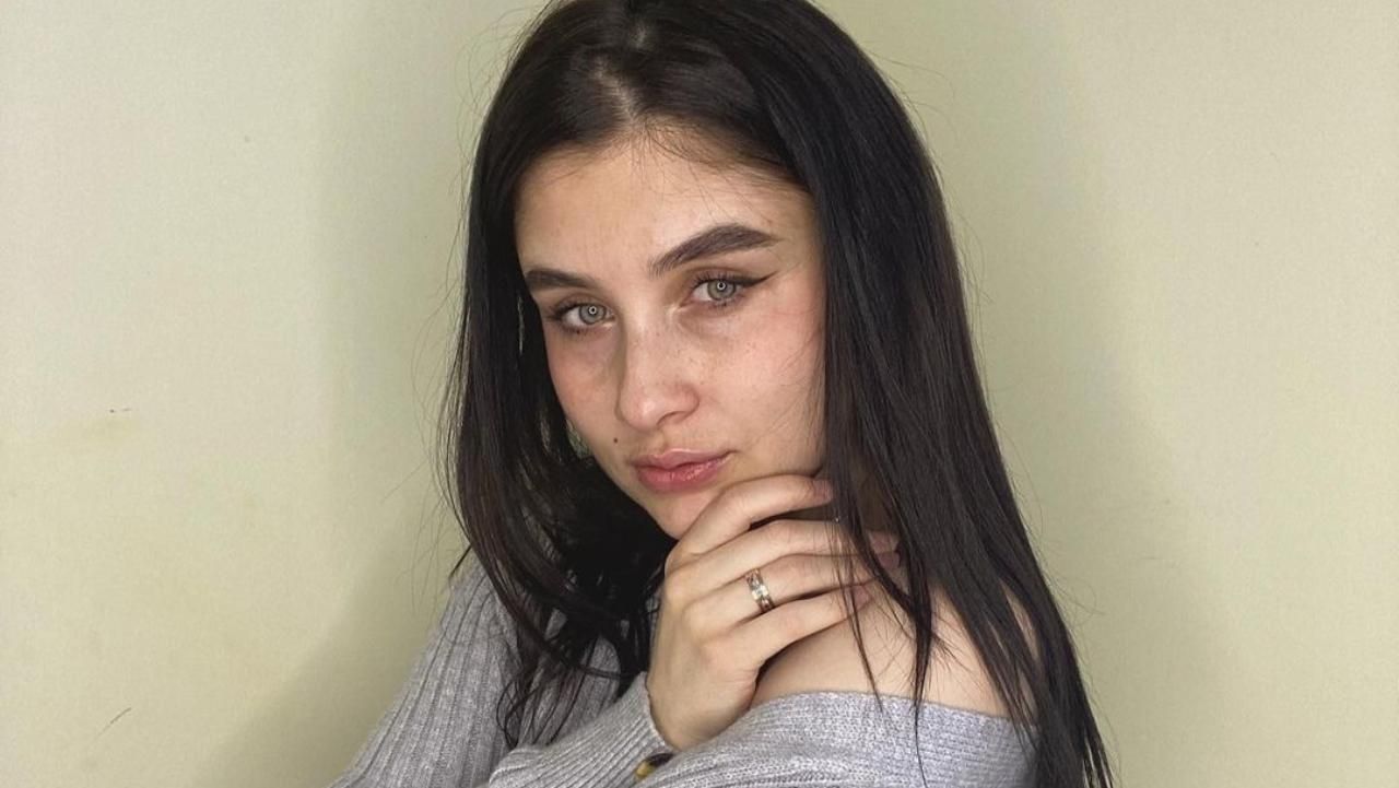 Батько Іванни Сасанчин пораненим повернувся з фронту: "Вірю побачити, як тато йде до мене" - Showbiz Батько Іванни Сасанчин пораненим повернувся з фронту: "Вірю побачити, як тато йде до мене" - Showbiz