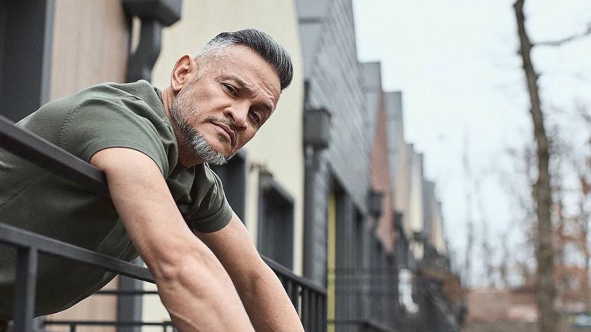 Я сумую, – Ектор Хіменес-Браво розповів, чи вцілів його двоповерховий будинок в Ірпені - Showbiz Я сумую, – Ектор Хіменес-Браво розповів, чи вцілів його двоповерховий будинок в Ірпені - Showbiz