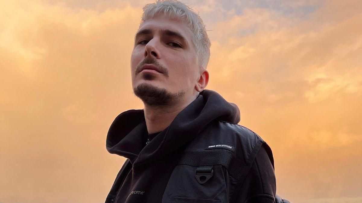 Це просто клоуни, – Позитив про чоловіків, які в час війни намагаються виїхати з України - Showbiz Це просто клоуни, – Позитив про чоловіків, які в час війни намагаються виїхати з України - Showbiz