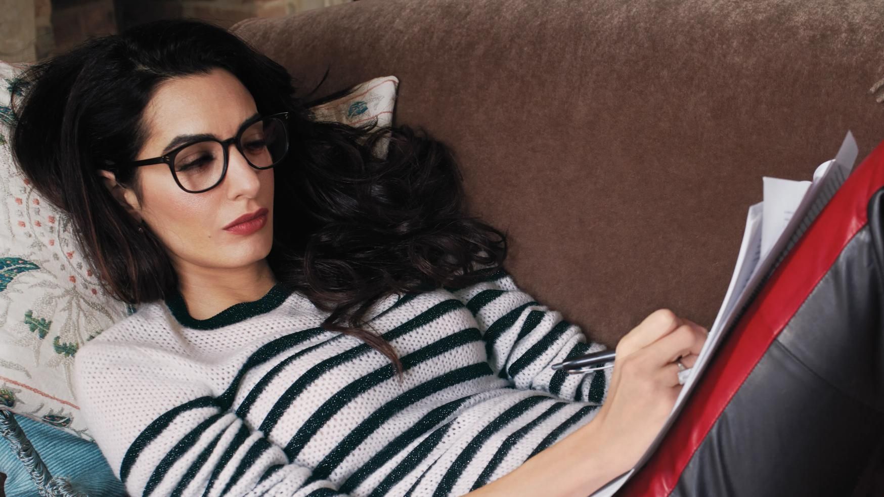 Амаль Клуні засудила "агресивну війну Путіна" в залі ООН та підтримала Україну - Showbiz Амаль Клуні засудила "агресивну війну Путіна" в залі ООН та підтримала Україну - Showbiz