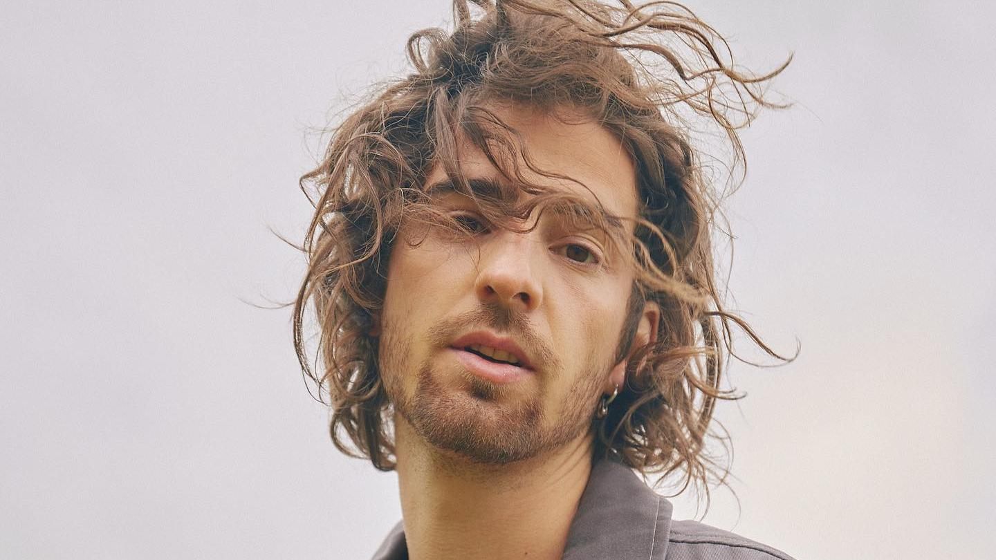 Володими Дантес випустив пісню для тих, хто переходить на українську мову "Помилки боїшся ти" - Showbiz Володими Дантес випустив пісню для тих, хто переходить на українську мову "Помилки боїшся ти" - Showbiz