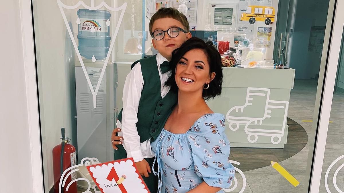 Знає, що дітки гинуть від голоду, – Цибульська розповіла, як говорить з 7-річним сином про війну - Showbiz Знає, що дітки гинуть від голоду, – Цибульська розповіла, як говорить з 7-річним сином про війну - Showbiz