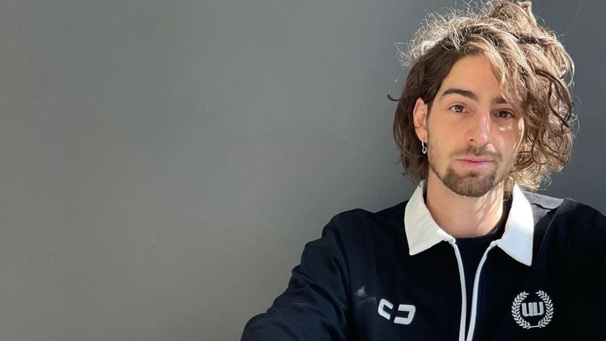 Сестра Володимира Дантеса хоче позбутись громадянства Росії "Не хочу цей паспорт" - Showbiz Сестра Володимира Дантеса хоче позбутись громадянства Росії "Не хочу цей паспорт" - Showbiz