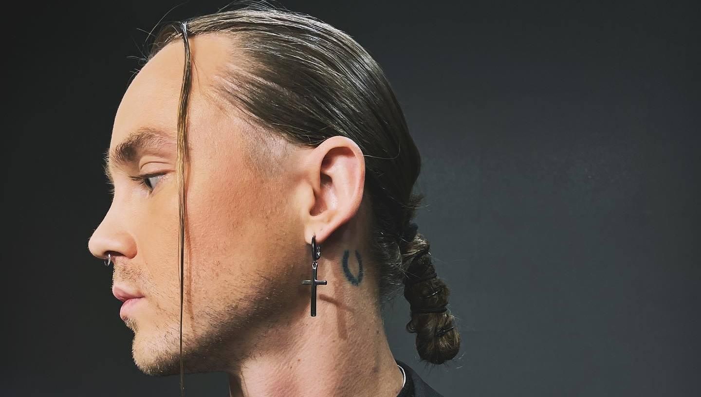 Артем Пивоваров розповів про рідних, які залишились в окупації "Не можу тримати зв'язок" - Showbiz Артем Пивоваров розповів про рідних, які залишились в окупації "Не можу тримати зв'язок" - Showbiz