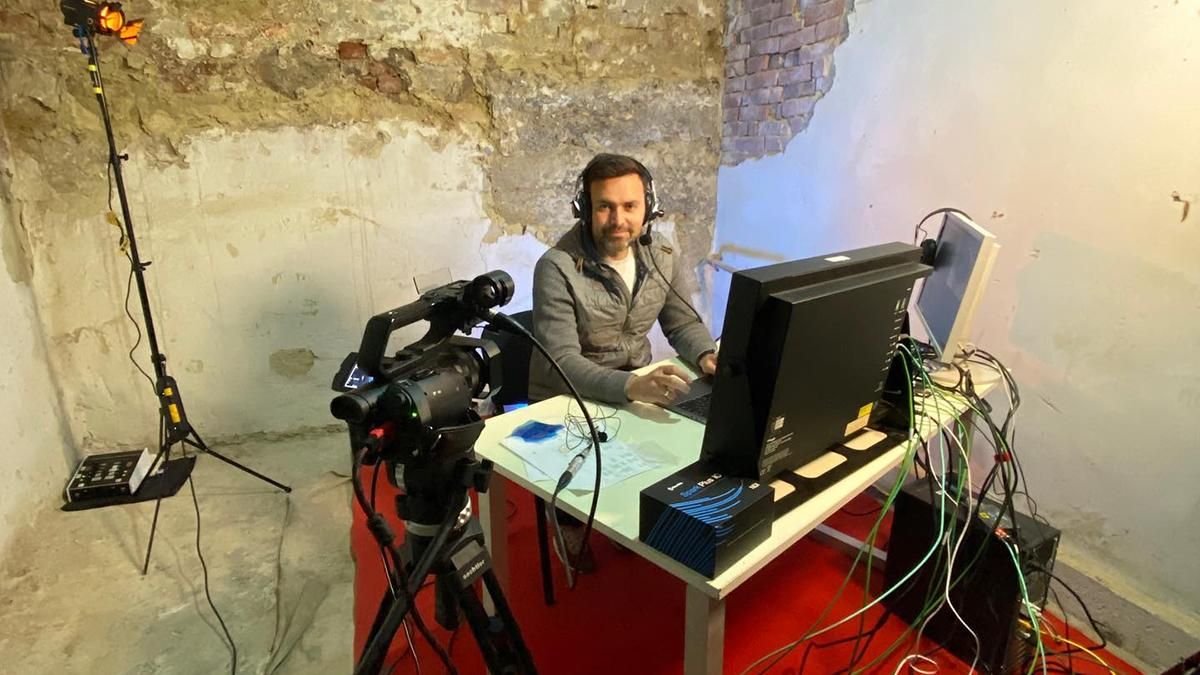 Уперше в історії Євробачення  Тимур Мірошниченко коментуватиме з бомбосховища – промовисті фото - Showbiz