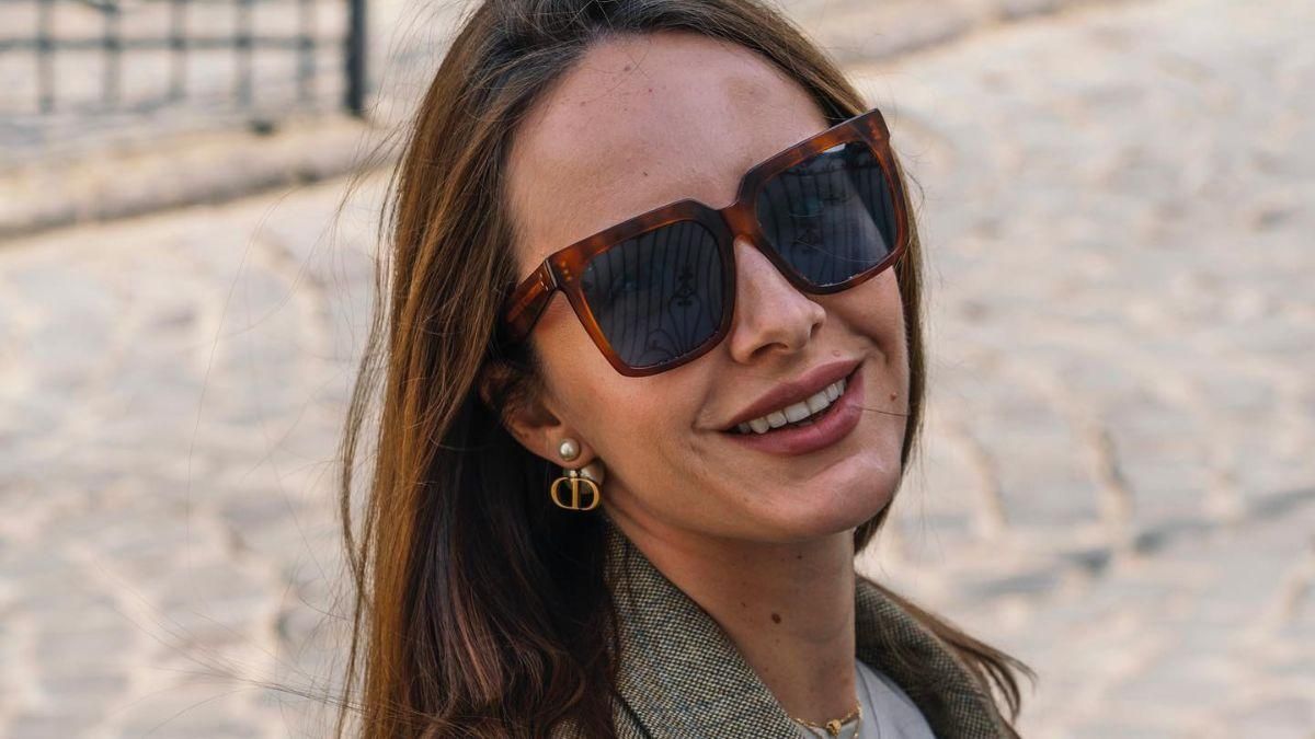 Жена Владимира Остапчука вернулась в Киев "Я так скучала" - Showbiz Жена Владимира Остапчука вернулась в Киев "Я так скучала" - Showbiz