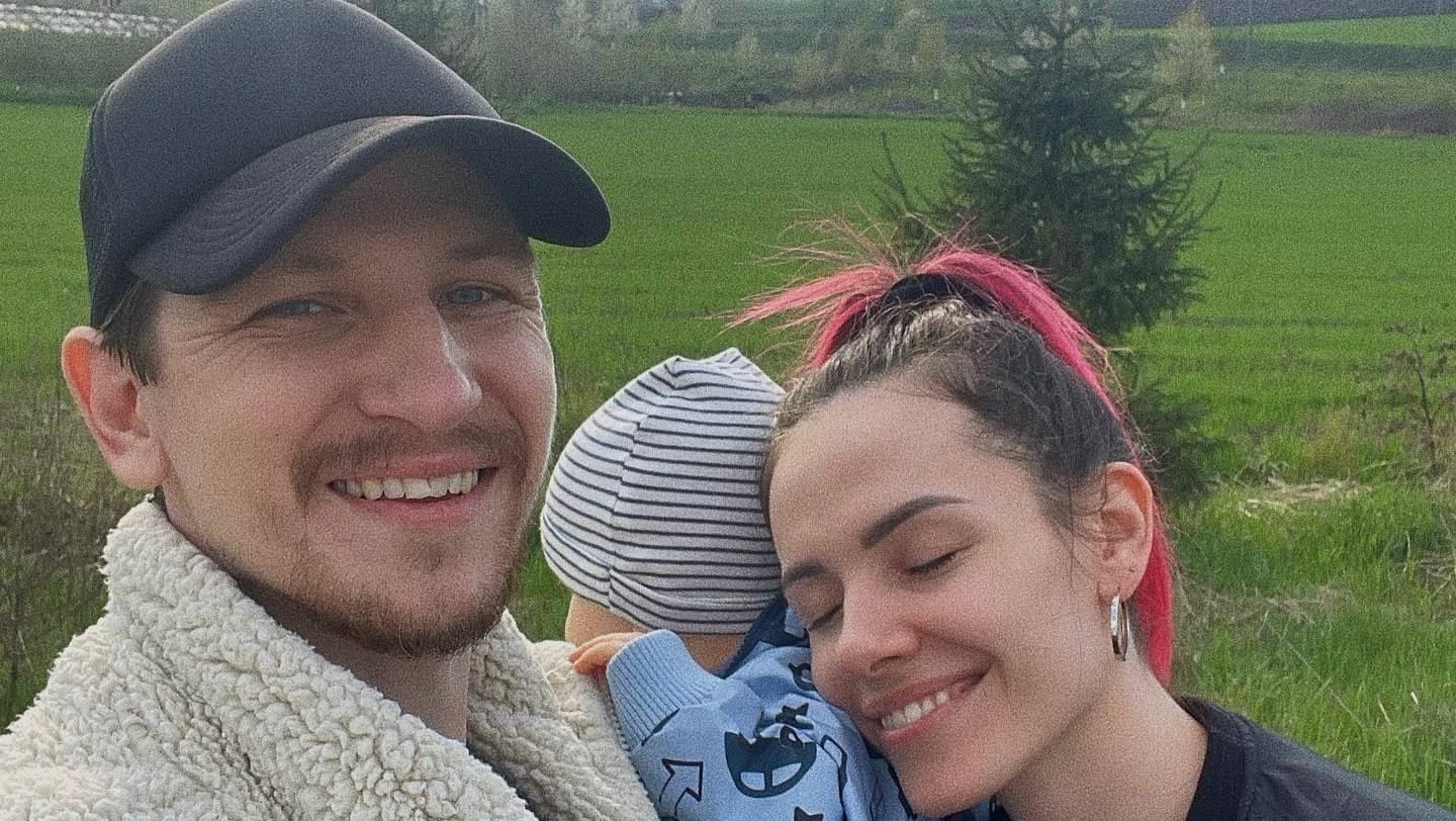 MamaRika призналась, как "выносила мозги" мужу из-за разлуки и войны - Showbiz MamaRika призналась, как "выносила мозги" мужу из-за разлуки и войны - Showbiz