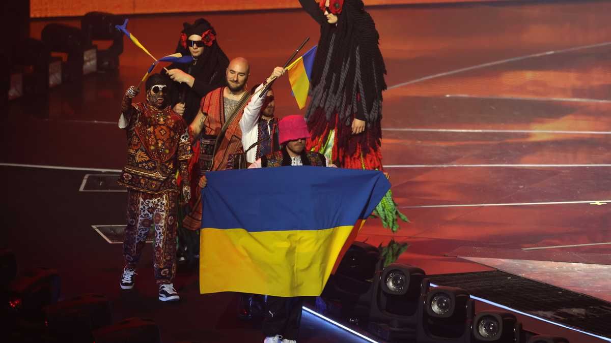 Директор Kalush Orchestra розповів про заборони для гурту на "Євробаченні-2022" - Showbiz Директор Kalush Orchestra розповів про заборони для гурту на "Євробаченні-2022" - Showbiz