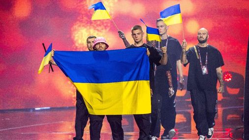 Kalush Orchestra со сцены Евровидения-2022 призвал спасти защитников Мариуполя из "Азовстали"