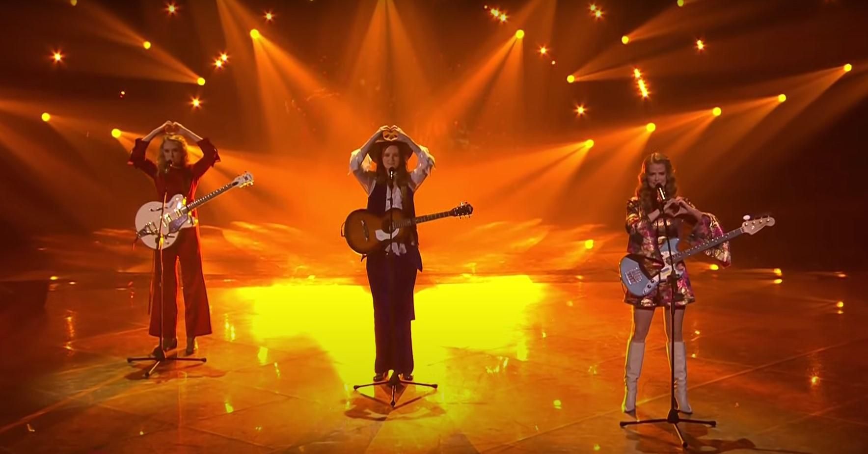 Европа с нами как финалисты Евровидение призывали к миру в Украине - Showbiz Европа с нами как финалисты Евровидение призывали к миру в Украине - Showbiz