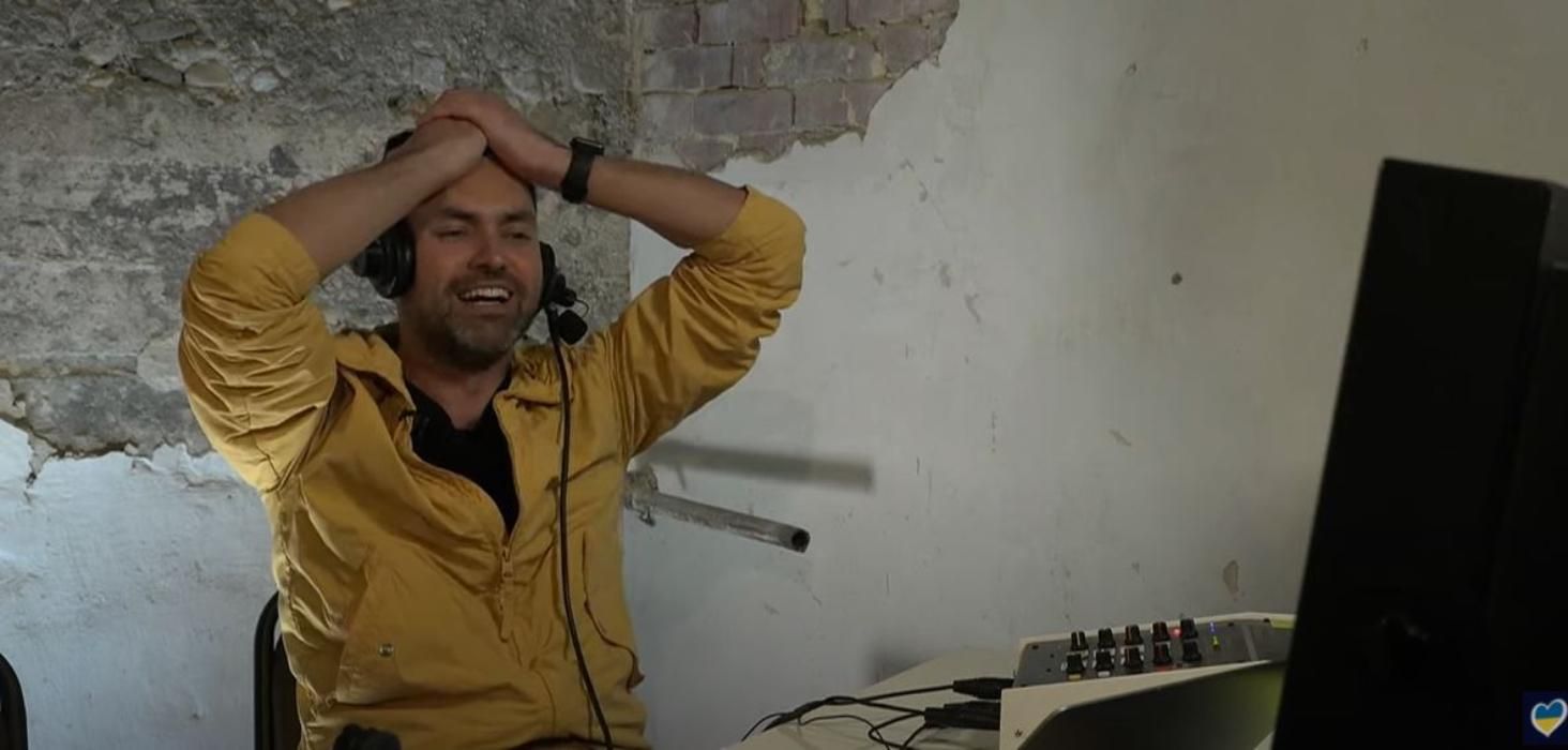 "Весь світ з Україною" Тимур Мірошниченко заплакав, коментуючи перемогу Kalush Orchestra - Showbiz "Весь світ з Україною" Тимур Мірошниченко заплакав, коментуючи перемогу Kalush Orchestra - Showbiz