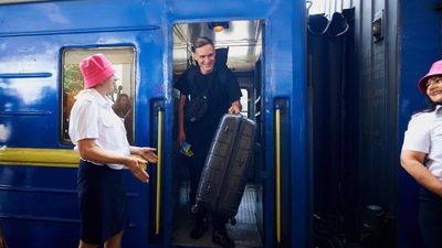 Участник Kalush Orchestra приехал в Киев"Стефания Экспресс": фото с вокзала