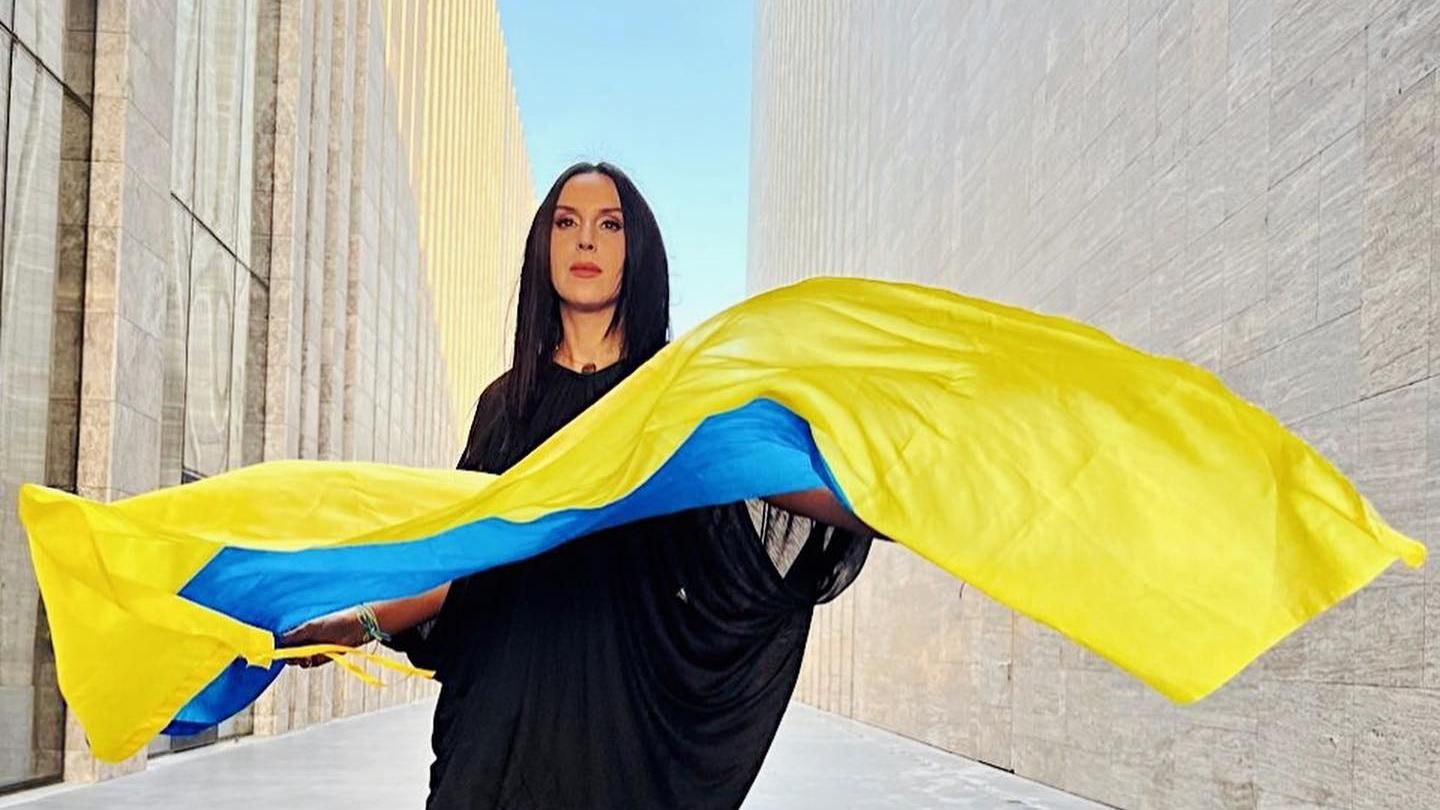 Болить ще більше, ніж зазвичай Джамала вшанувала пам'ять жертв депортації у Криму - Showbiz Болить ще більше, ніж зазвичай Джамала вшанувала пам'ять жертв депортації у Криму - Showbiz