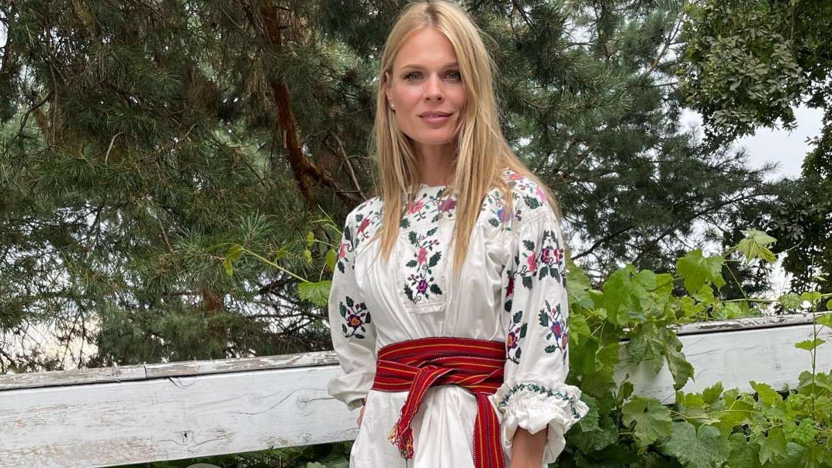 "Наша вышитая Господом судьба" Ольга Фреймут показала редкие фото родных в вышиванках - Showbiz "Наша вышитая Господом судьба" Ольга Фреймут показала редкие фото родных в вышиванках - Showbiz