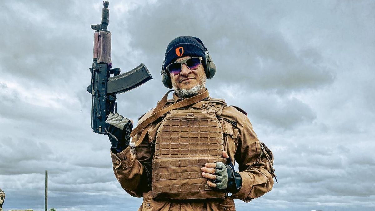 Это не пиар, – Эктор Хименес-Браво начал военную подготовку и рассказал, будет ли поступать в ВСУ - Showbiz Это не пиар, – Эктор Хименес-Браво начал военную подготовку и рассказал, будет ли поступать в ВСУ - Showbiz