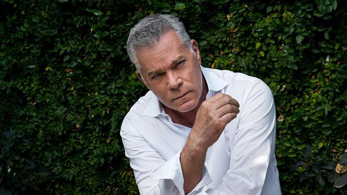 Умер голливудский актер Рэй Лиотта, игравший в "Славных парнях" - Showbiz Умер голливудский актер Рэй Лиотта, игравший в "Славных парнях" - Showbiz