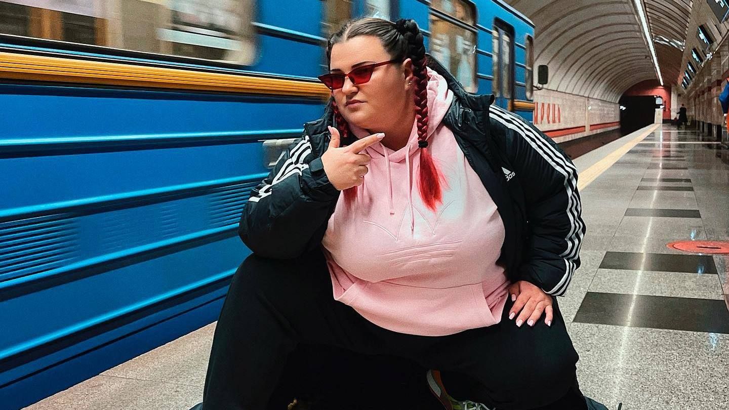 Відмив репутацію, – Alyona Alyona назвала артиста, який показав позицію після концертів на Росії - Showbiz Відмив репутацію, – Alyona Alyona назвала артиста, який показав позицію після концертів на Росії - Showbiz