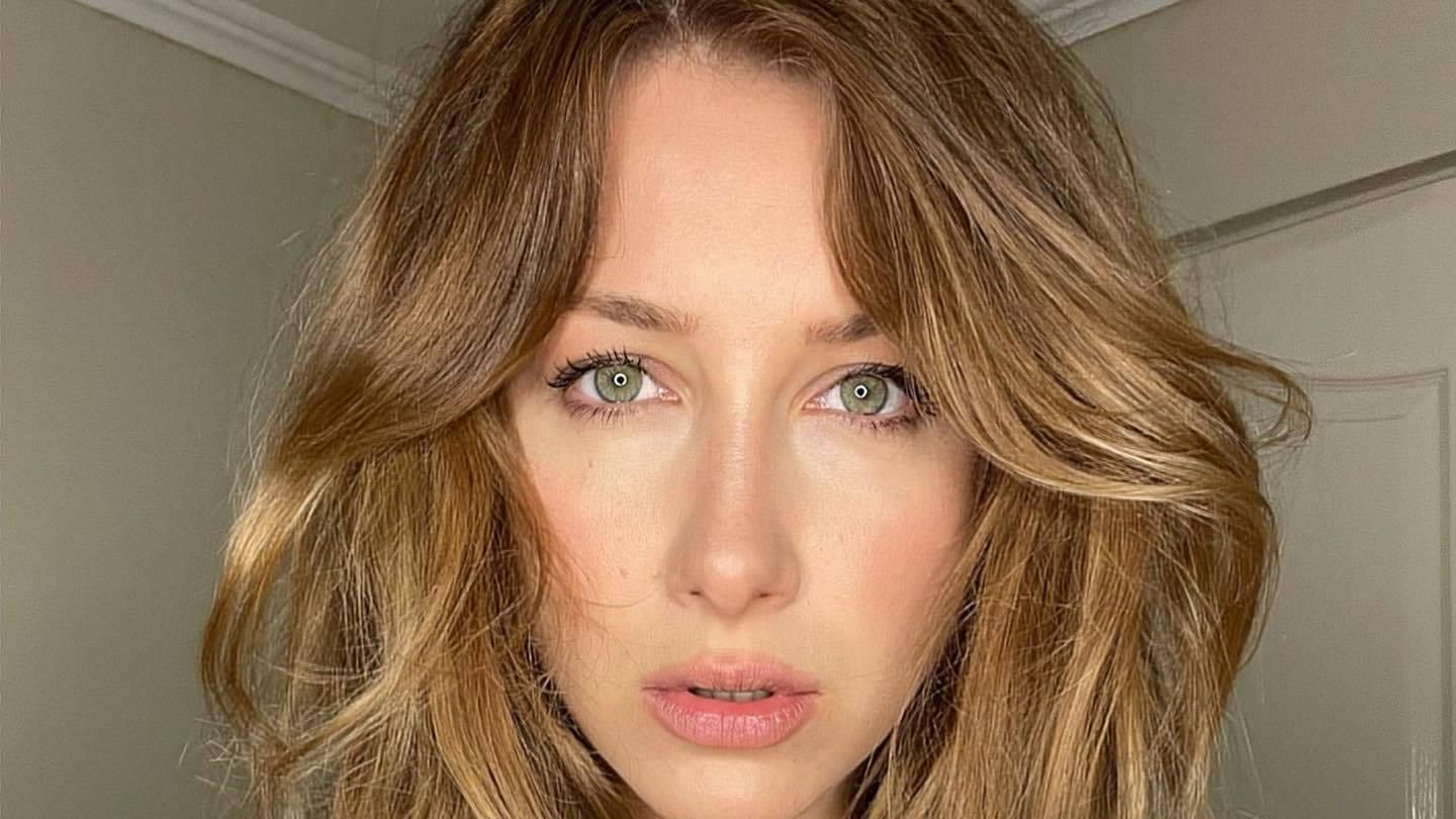 Донька Єгорової пригадала, як надіслала мамі відео з бомбосховища що відповіла ведуча - Showbiz Донька Єгорової пригадала, як надіслала мамі відео з бомбосховища що відповіла ведуча - Showbiz