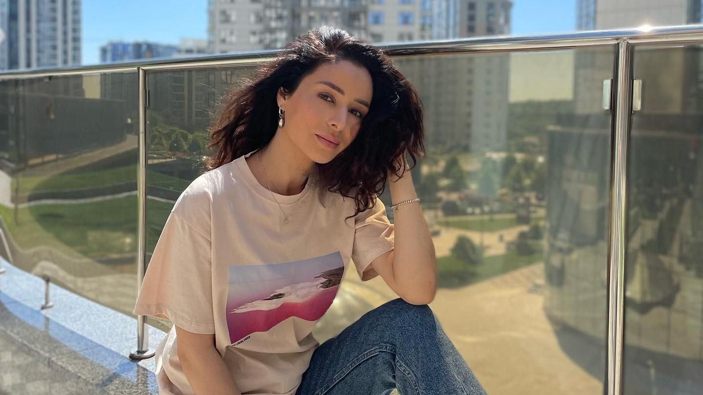 Злата Огнєвіч вкотре поскаржилась на "сталкера", на якого не має впливу навіть поліція - Showbiz Злата Огнєвіч вкотре поскаржилась на "сталкера", на якого не має впливу навіть поліція - Showbiz