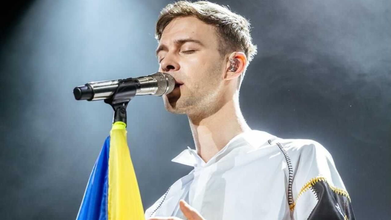 Макс Барських випустив нову пісню "Чекай мене" про самотність, любов та надію - Showbiz Макс Барських випустив нову пісню "Чекай мене" про самотність, любов та надію - Showbiz